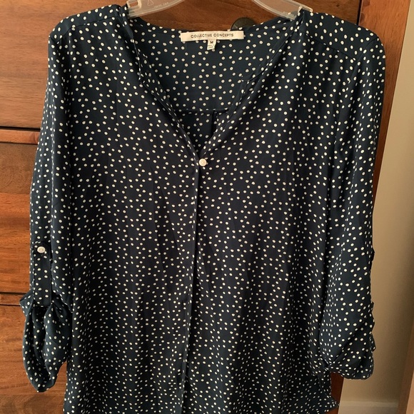 Collective Concepts Tops - Navy & White Collective Concepts 3/4 sleeve shirt